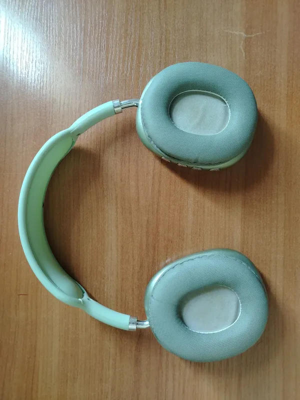 Headphone sotiladi 2 Headphone sotiladi 2