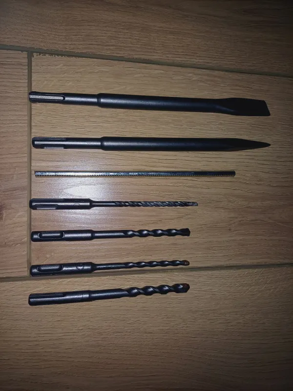Продаётся перфоратор.Модель GBH 2-28 D. 6 Продаётся перфоратор.Модель GBH 2-28 D. 6