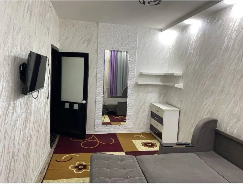 Ijaraga beriladi 2xonali 2 chi qavatda joylashgan 300$ 6 Ijaraga beriladi 2xonali 2 chi qavatda joylashgan 300$ 6