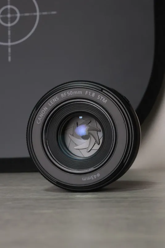 Canon RF 50mm f1.8 STM — фото 3