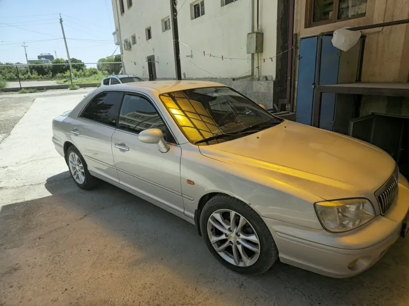 Hyundai Grandeur — фото 1