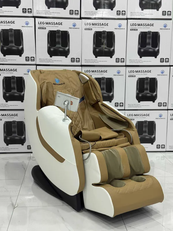 Renomax Кресло Массажер 3D с планшетом, модель R-104