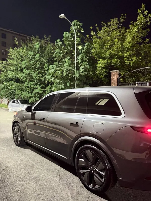 Lixiang Li9 Ultra нотариус 3