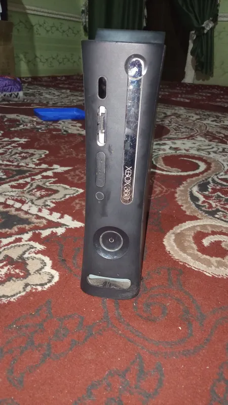 Игровая приставка Xbox 360, 128 GB памяти 5 Игровая приставка Xbox 360, 128 GB памяти 5