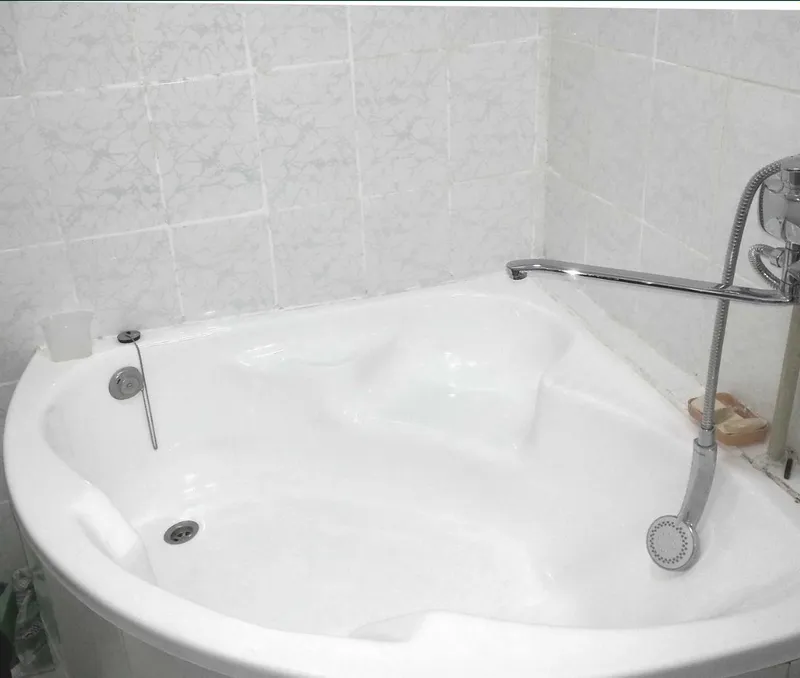 1 xonali kvartira sotiladi, 42 m², 6/9 10