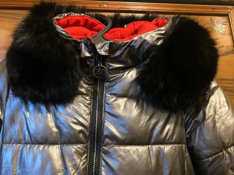 Продам Зимние Курточки — фото 2