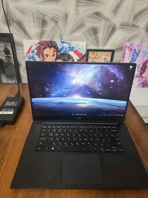 Dell Precision 5520 1