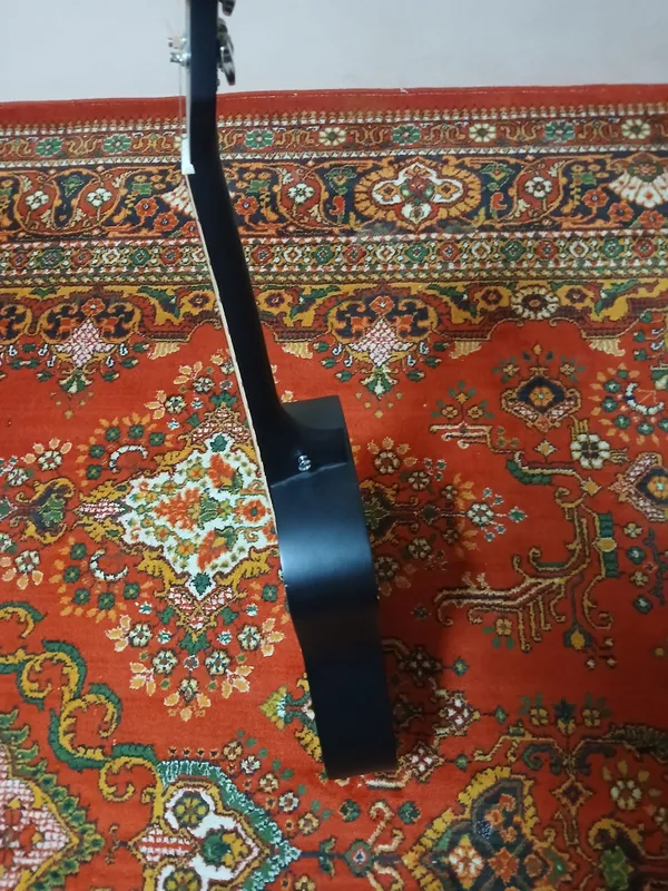 gitara sotiladi narxi 1 900 000 sõm kilishamiz ... — фото 1