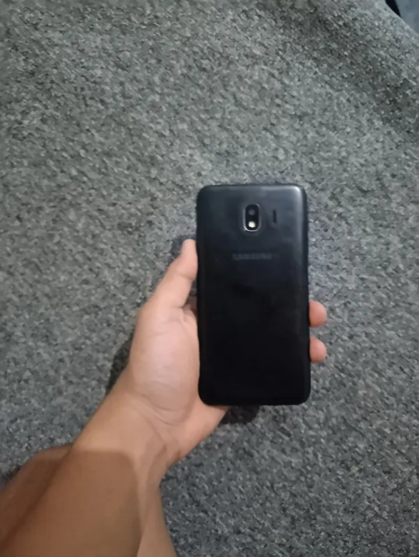 Продаётся Galaxy J4, состояние идеальное 2