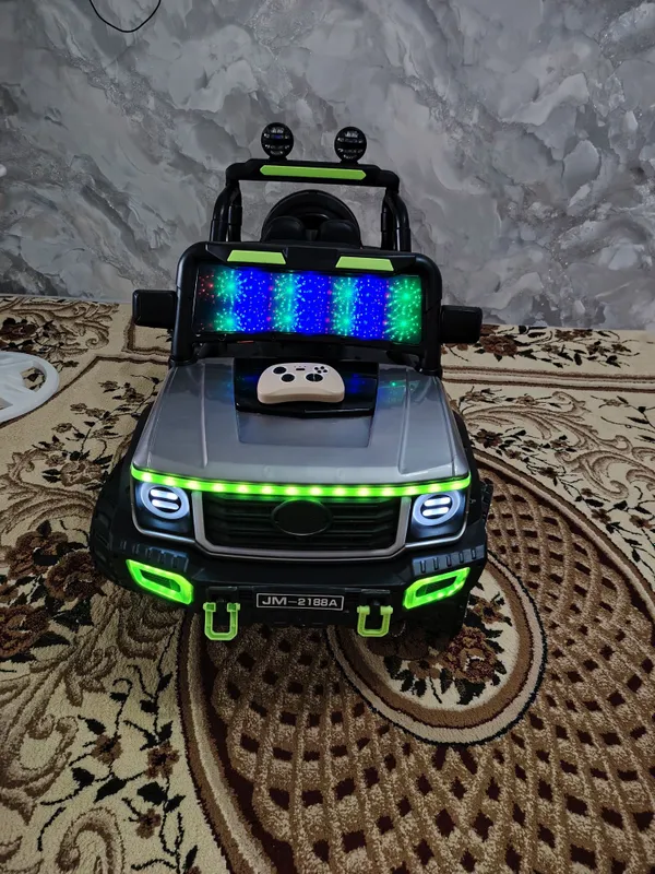 Bolalar mashinasi holati ideal yangidek turipti 1