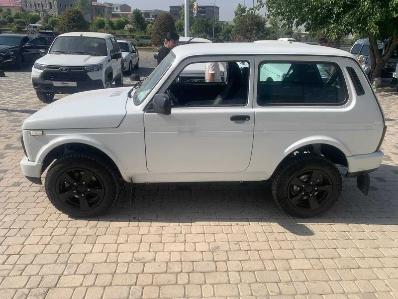 Lada NIVA LEGENT Urban Black 24 — фото 4
