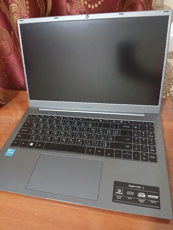Acer Aspire Lite 15 karobka-hujjatlari bor 3 Acer Aspire Lite 15 karobka-hujjatlari bor 3