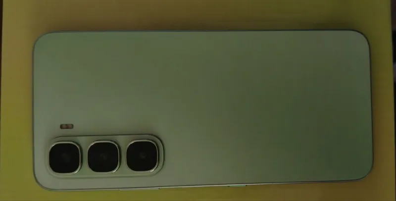 Infinix Hot 60i 3