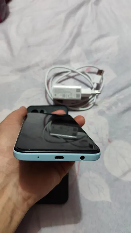 Sotiladi sro'chna Redmi A2+ xolati yaxshi — фото 2