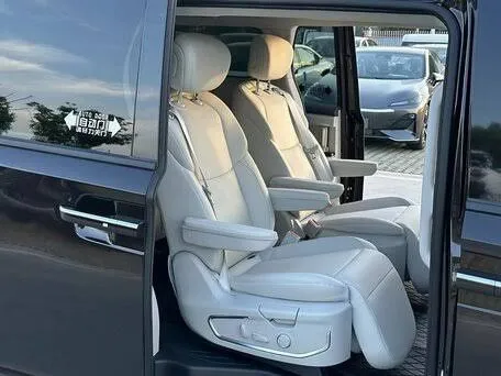Jac RF 8 premium class miniven — фото 4