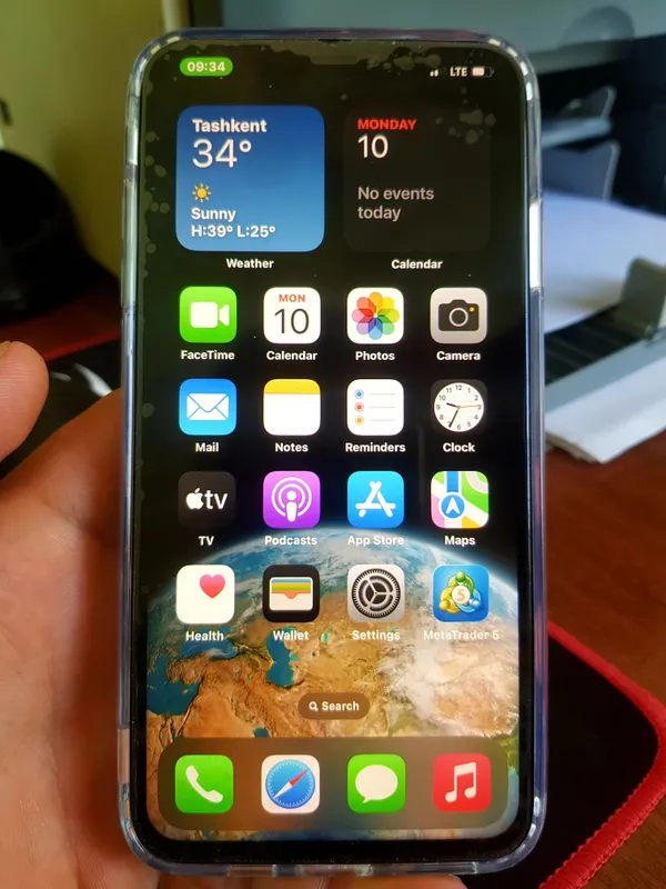 iPhone XS Max 64 ГБ 6 iPhone XS Max 64 ГБ 6