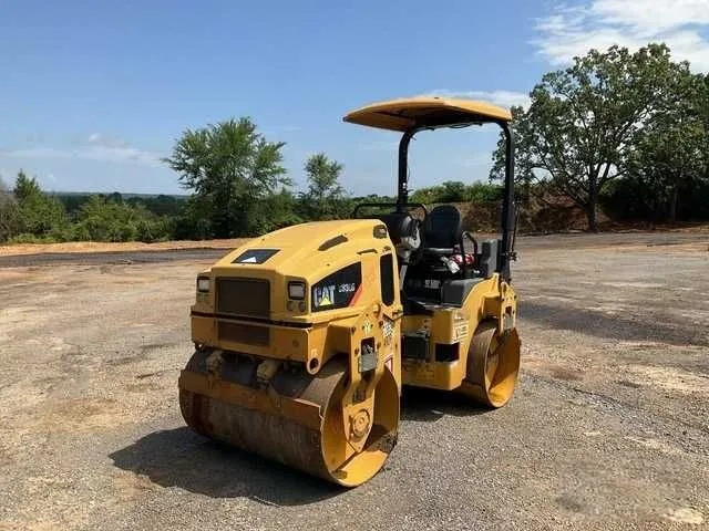 Двухвальцовый каток CAT [CB36B] 4.4тон В НАЛИЧИИ — фото 3