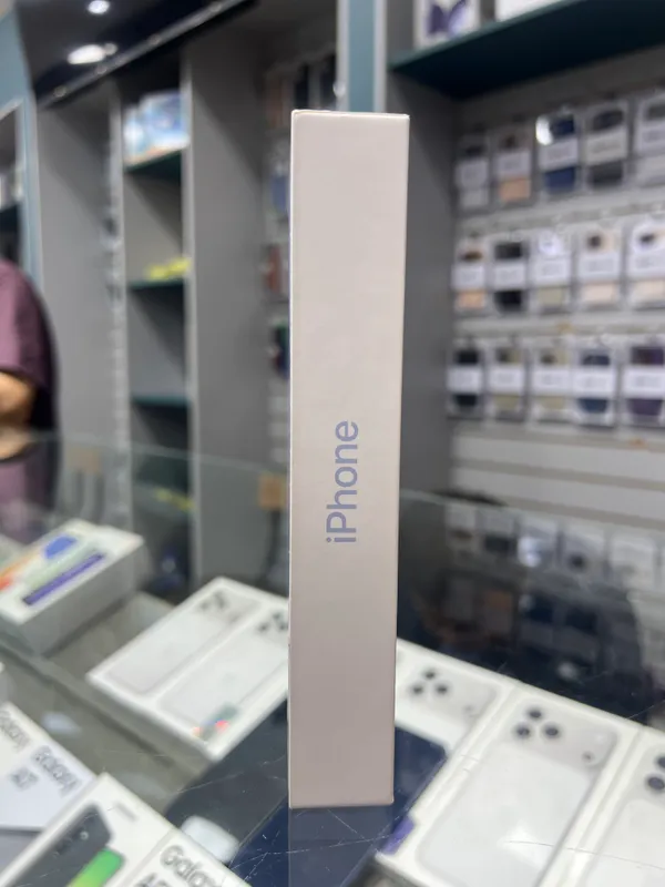 Iphone 17 blue — фото 2