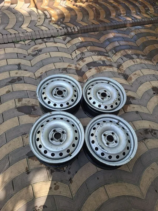 15 4x100 razmer koreyski diska sotiladi 1 15 4x100 razmer koreyski diska sotiladi 1