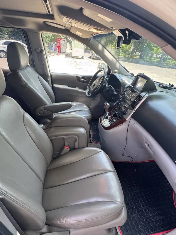 KIA Carnival, чистая, 2008 год, 2,9 дизельный мотор 4 KIA Carnival, чистая, 2008 год, 2,9 дизельный мотор 4