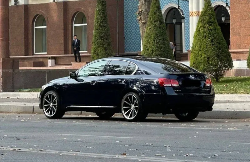 Lexus GS300 Awd 2006 — фото 1