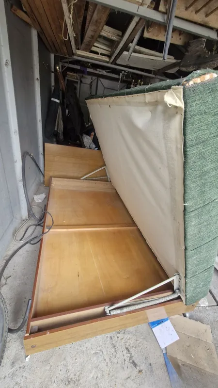 Продам кровать. БУ 2 Продам кровать. БУ 2