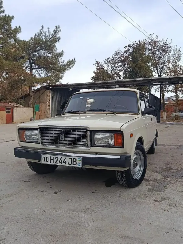 Gaz/bezinda yuradi 2000 yl 4ta baloni yengi ortiqcha ishi yoq
