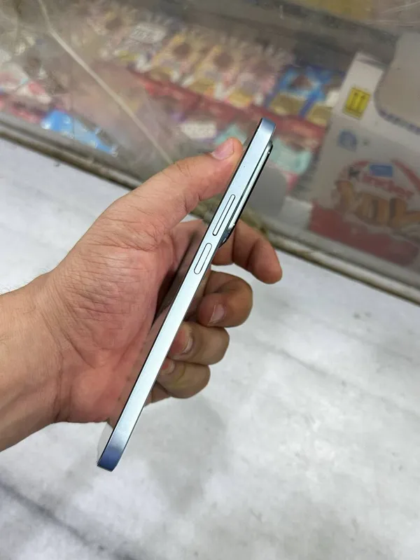 Honor 200 Lite 4