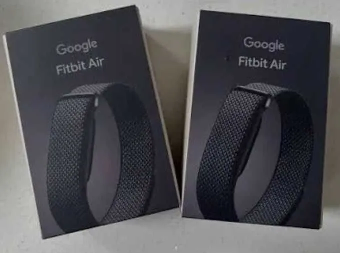 Google fitbit air черного цвета Google fitbit air черного цвета