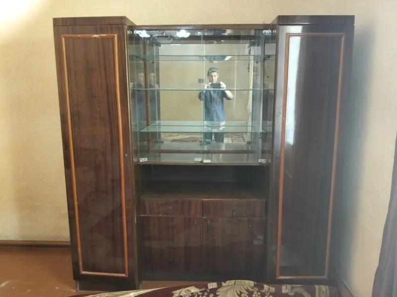 Мебел шванер сотилади