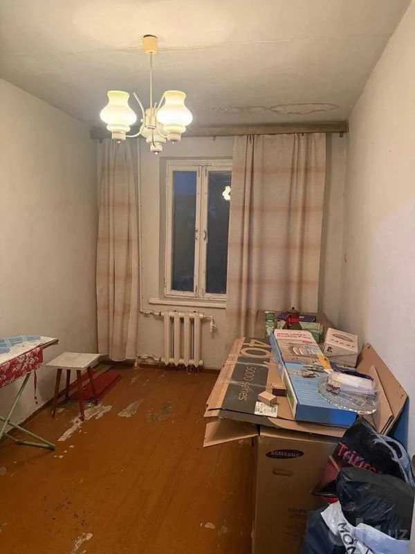 Ангрен, 5/1 А. 5 этажный кирпичный дом, 4 этаж, ориентир Фреш 4 Ангрен, 5/1 А. 5 этажный кирпичный дом, 4 этаж, ориентир Фреш 4
