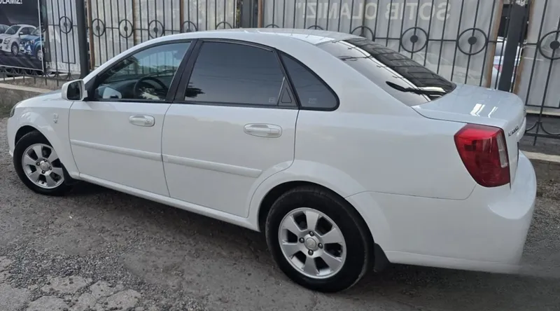 Gentra 2014 года, состояние хорошее 3 Gentra 2014 года, состояние хорошее 3
