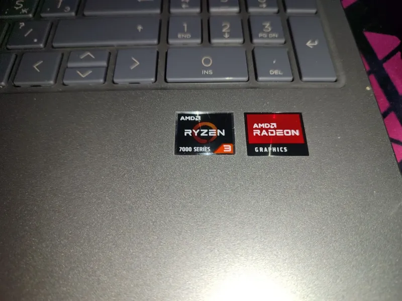 Noutbuk amda ryzen 3 7000 — фото 3
