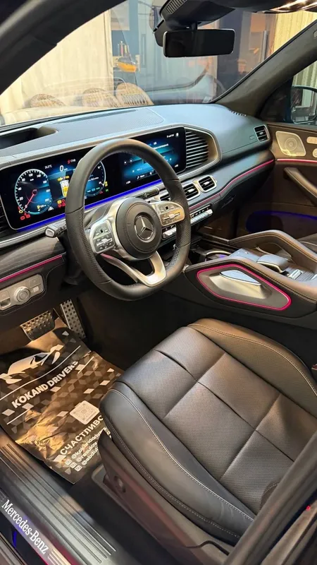 Mercedes-Benz GLS 450 8 Mercedes-Benz GLS 450 8
