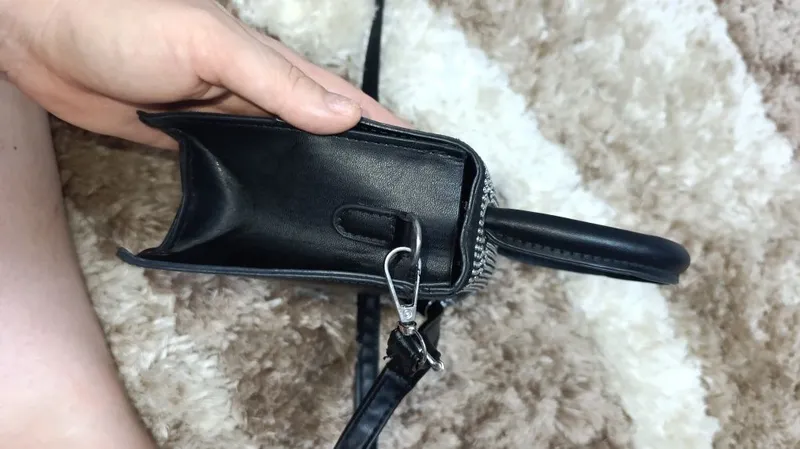 Продам маленькую сумочку 7