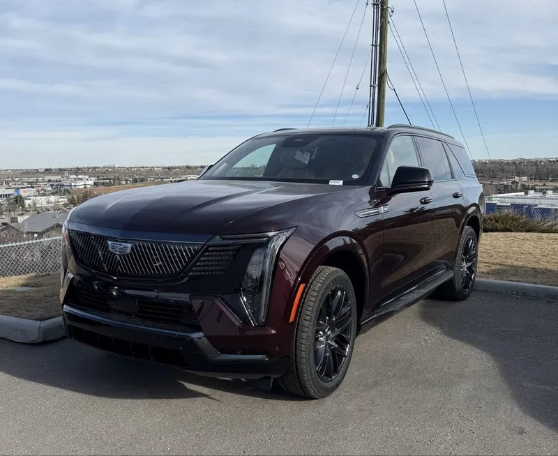 Cadillac Escalade IQ Executive 2026 1 Cadillac Escalade IQ Executive 2026 1