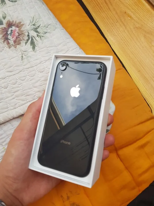 iPhone Xr LL/A 64Gb karobkali 1 iPhone Xr LL/A 64Gb karobkali 1
