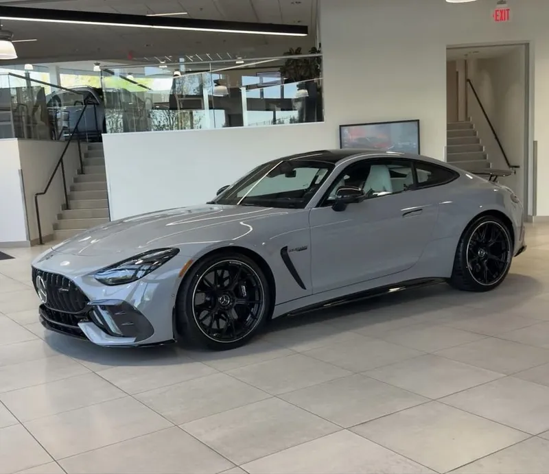 Mercedes-AMG GT 63 PRO 4MATIC+ 2026 3 Mercedes-AMG GT 63 PRO 4MATIC+ 2026 3