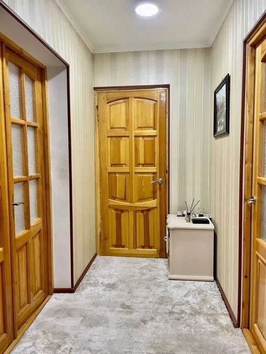 4 xonali kvartira ijarasi, 100 m², 4/4 qavat, Mirabad 4 4 xonali kvartira ijarasi, 100 m², 4/4 qavat, Mirabad 4