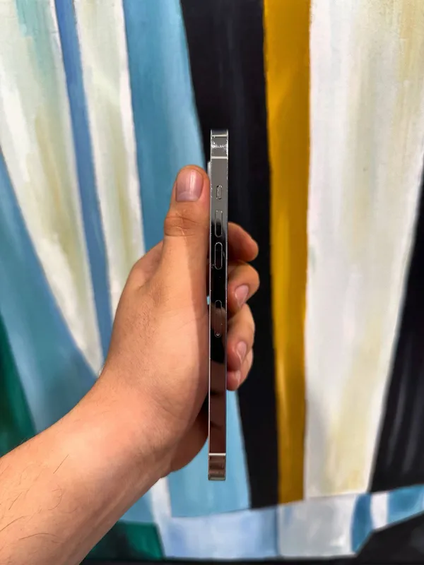 Iphone 14 pro max 4