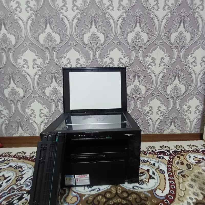 Принтер Canon 2 Принтер Canon 2