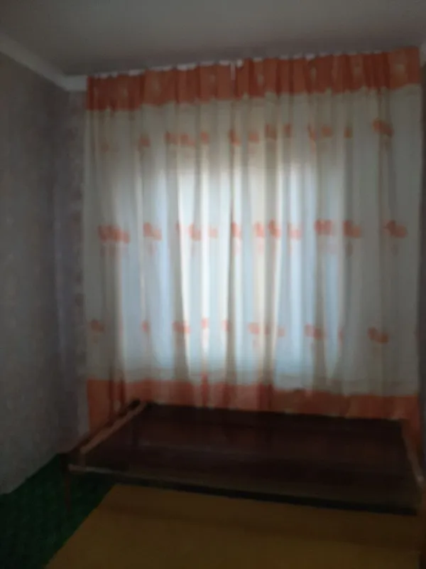 Срочна 3 хонали уй сотилади