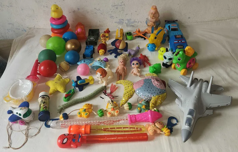 Разные игрушки по 10000 сум