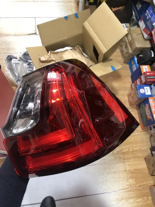 Lexus LX 570 Zadni Stop
