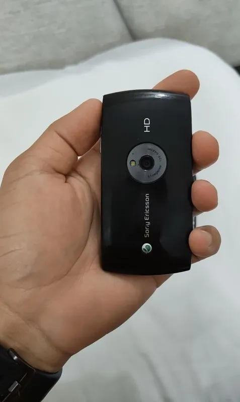 Sony Ericsson Vivaz 1 Sony Ericsson Vivaz 1