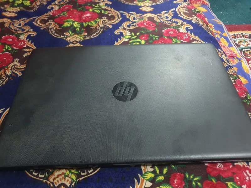Ноутбук HP 1