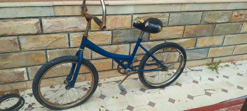 Velosiped kichkina zor