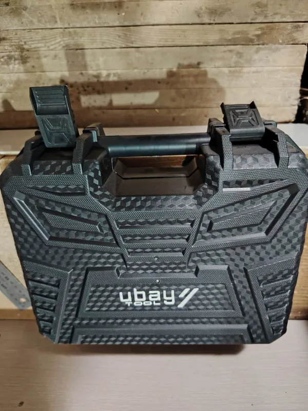 Шуруповёрт ubay в отличном состоянии