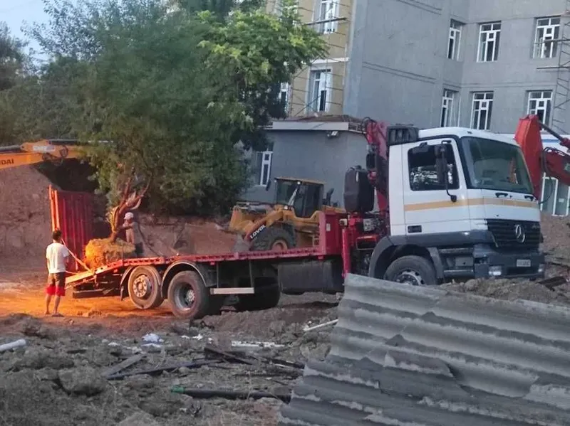 manipulyator mersades Услуга манипулятора — фото 1