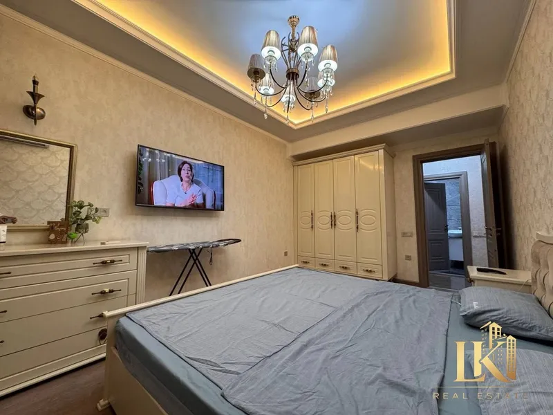 Akay City turar joy majmuasida yevroremontli 3 xonali kvartira 6